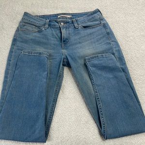 535 super skinny Levi’s size 29